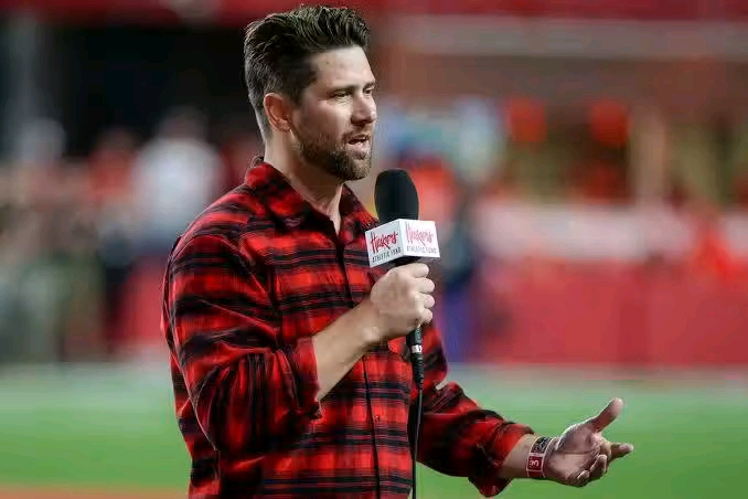 HE HAS DONE IT AGAIN: The formal star player of Nebraska cornhuskers Eric crouch have made the head coach proud by agreeing to be……