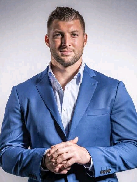 Tim Tebow, Former Florida Gators Quarterback and College Football Hall of Famer, Takes on New Role in the NCAA – A Distinguished Alumni of the University of Florida and a Former Standout Player in the NFL is set to Return to College Football as the New… 