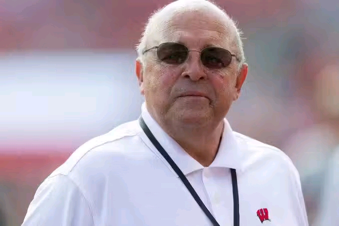 ESPN REPORT: Streaming Giants Netflix set to release a Groundbreaking documentary series on Wisconsin Badgers Legend Barry Alvarez set to premiere in May…