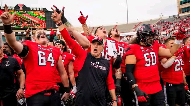 Lubbock, Texas–** In a groundbreaking announcement that has sent shockwaves through the world of collegiate athletics, the Texas Tech Red Raiders have been officially recognized as the world’s best and most unified athletic program, a distinction conferred jointly by ESPN, Netflix, and Guinness World Records….