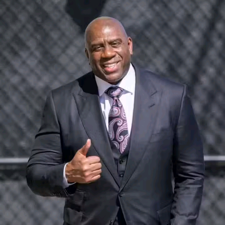 “Magic Johnson’s Monumental Gift: NBA Legend Donates $18.2 Million to Tom Izzo’s New Stadium Project, Cementing Lifelong Spartan Pride and Powering the Future of Michigan State Basketball”!…