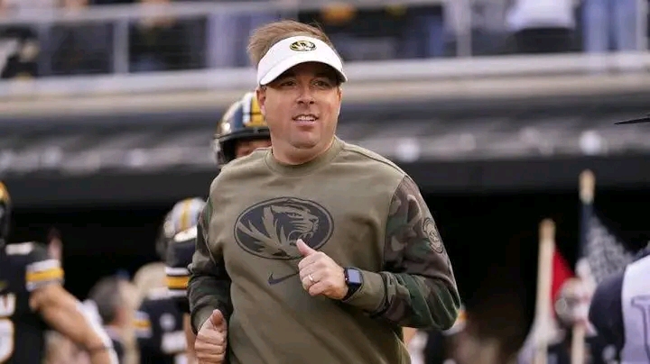 BREAKING: Missouri tigers Eliah Drinkwitz head coach donated his entire $4.2 million bonus and sponsorship deal to charities and homeless relief. What he’s doing in a world of compassion indifference is mind-blowing…..