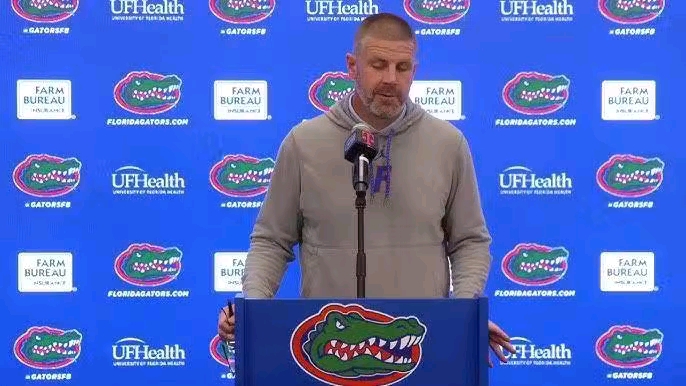 ESPN BOMBSHELL NEWS: Florida Gators head coach Billy Napier shocks college football by rejecting $7.5 million offers from Texas Tech and broncos, reaffirming unwavering loyalty toBilly Napier. His bold decision stirs controversy, earning praise and criticism alike, while cementing his legacy as a….