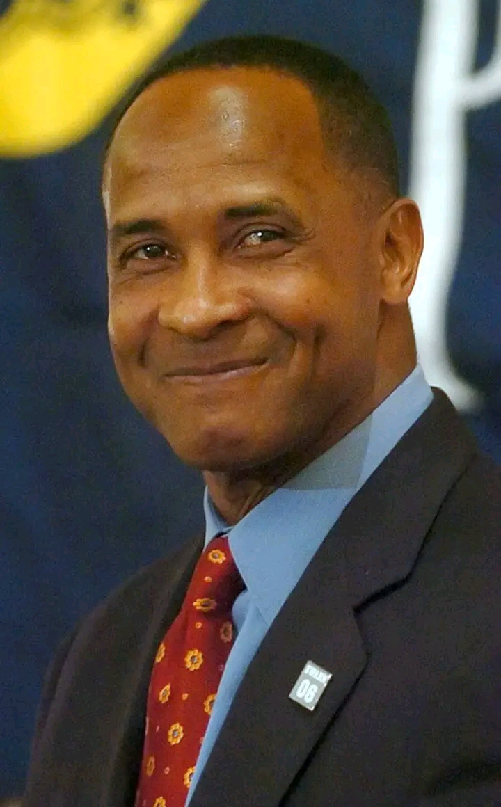 BREAKING NEWS: Excitments hits Acrisure Stadium as former Pittsburgh steelers WR Lynn Swann has Returned to his former team as a senior Coaching….