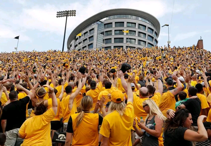 Confusion in Celebration: Gator Nation Cheers NCAA Title, But Viral Image Likely Shows Rival Fans in Yellow As Florida Gators celebrate their 2025 NCAA basketball championship, a widely shared image sparks confusion—depicting a yellow-clad crowd possibly from Iowa, not Gainesville. Despite the mix-up, Gator Nation continues reveling in its historic win, with focus on player success and fan appreciation events.