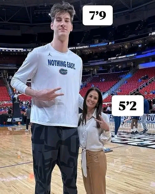 Guinness World Record holder Olivier Rioux, standing at 7 feet 9 inches and recognized as the tallest player in college basketball history, has officially committed to the University of Florida Gators. Rioux reportedly declined a substantial $3.5 million offer from prominent programs including Tennessee, Kentucky, Georgia, and Texas to join Florida.