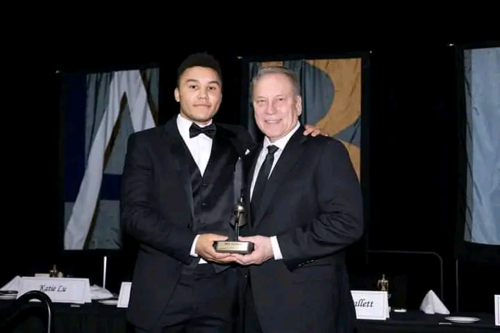 A Night of Champions: Tom Izzo Receives Prestigious Award of Excellence at 2025 Academic Excellence Gala, Cementing His Legacy as the Most Decorated Coach in History