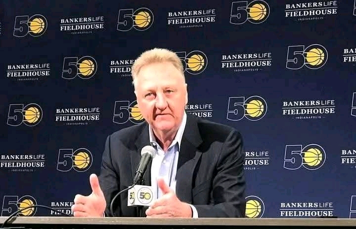 BREAKING: Excitement Hits Gainbridge Fieldhouse as Larry Bird Returns to Pacers as Senior GM**    Former Indiana Pacers coach and NBA legend Larry Bird has made a stunning return to the franchise, this time as Senior General Manager. Fans at Gainbridge Fieldhouse erupted in excitement as the Hall of Famer rejoined the organization where he previously led the team to the 2000 NBA Finals as head coach. Bird’s return marks a major moment for the Pacers, bringing his championship pedigree back to Indiana’s front office…