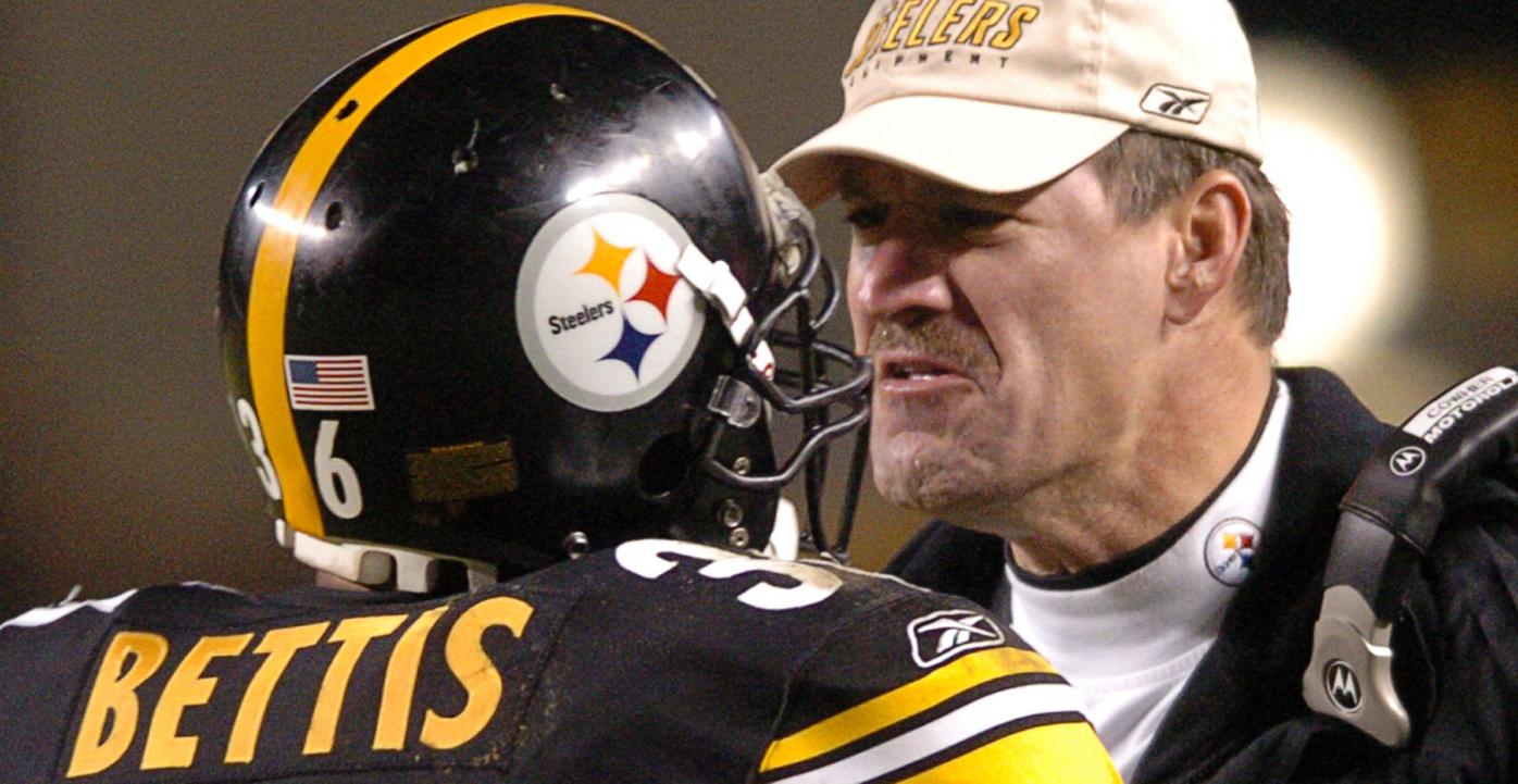 ESPN VERIFIRD: Legendary Pittsburgh Steelers Player Bill Cowher Resurfaces as Co-Owner Steelers owner The Rooney Family has made the historic announcement that legendary linebacker Bill Cowher, who has long been associated with the team, would rejoin the team as a co-owner in 2025……