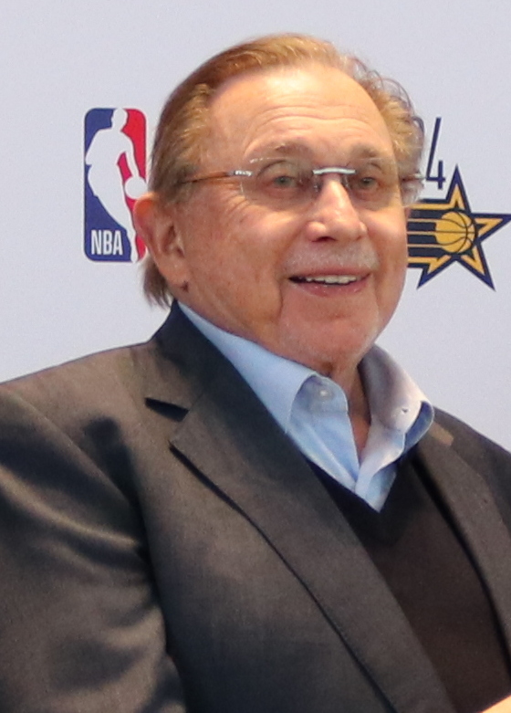 **GRATITUDE: Indiana Pacers owner Herb Simon approves \$5.6 million Reggie Miller statue outside Busch Stadium, honoring the legendary sharpshooter’s iconic legacy and extraordinary contributions to the franchise and city he loyally represented throughout his storied 18-year NBA career…