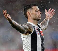 **BREAKING NEWS: Collingwood’s 2025 AFL Dream Stays Alive as Star Forward Jamie Elliott Signs Stunning Two-Year Extension — Club Icon Recommits to the Magpies, Ignites Premiership Hopes, and Sends Powerful Message of Loyalty, Legacy, and Unfinished Business That Has Fans Roaring with Pride and Rivals on High Alert Ahead of a Monumental Season Ahead in Black and White Glory**