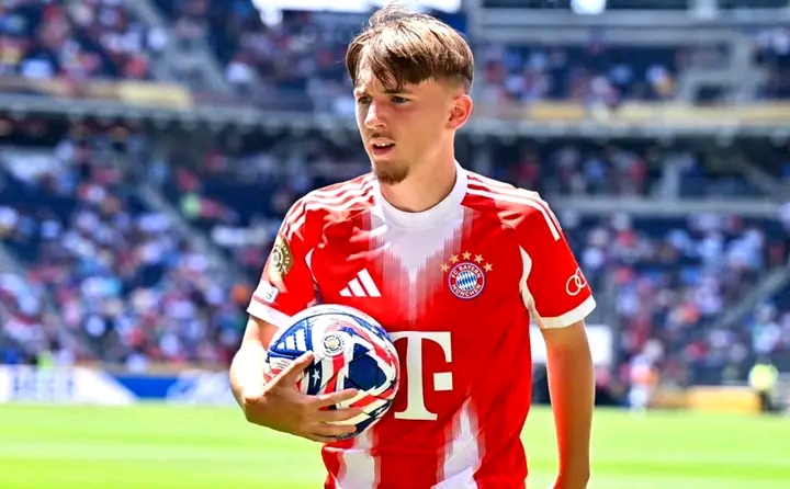 🔴⚡ **Bayern München sichert sich zukünftige Glanzleistungen – Top-Flügelspieler Lenart Karl verpflichtet sich zu einem langfristigen Vertrag und bringt in den kommenden Jahren Tempo, Können und Spannung in die Flanken der Allianz Arena!**