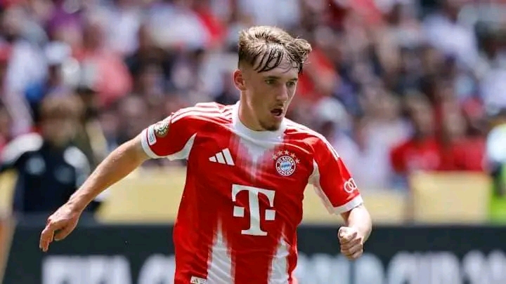 🚨🔴 **Bayern vor Vertragsverlängerung mit Akademie-Juwel!** 🌟⚽ Nach beeindruckender Entwicklung und starkem Zweijahresdeal steht der Youngster vor einer langfristigen Zukunft beim Rekordmeister – ein klares Signal für Bayerns Vertrauen in eigene Talente und nachhaltige Kaderplanung.