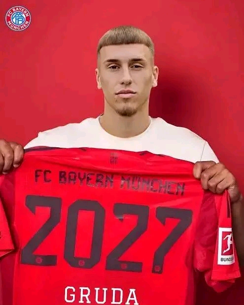 🚨🔴 **Bayern München verpflichtet Brajan Gruda von Brighton – neues Mittelfeldjuwel im Anmarsch!** ⚽🌟 Der Rekordmeister sichert sich die vielversprechende Signatur des jungen Talents Brajan Gruda und setzt damit auf die Zukunft. Mit Technik, Kreativität und Dynamik soll der Mittelfeldspieler die Bayern-Offensive nachhaltig verstärken und neue Impulse im Zentrum bringen.