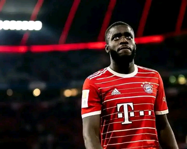 🚨⚽ **Transfer-Alarm! Upamecano-Agent bietet Bayern-Star Premier-League-Klubs an – Manchester United setzt den Abwehr-Chef ganz oben auf die Wunschliste! Ein möglicher Mega-Deal könnte den Sommermarkt in England und Deutschland ins Wanken bringen!** 🏆🔥
