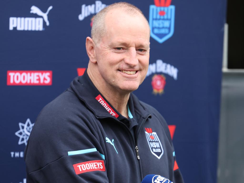 Breaking news: Brisbane Broncos Head Coach Michael Maguire donates entire $6.2 million bonus—excluding his salary and sponsorship earnings—to charities and homeless relief. His act of generosity in a world often lacking compassion is truly remarkable…