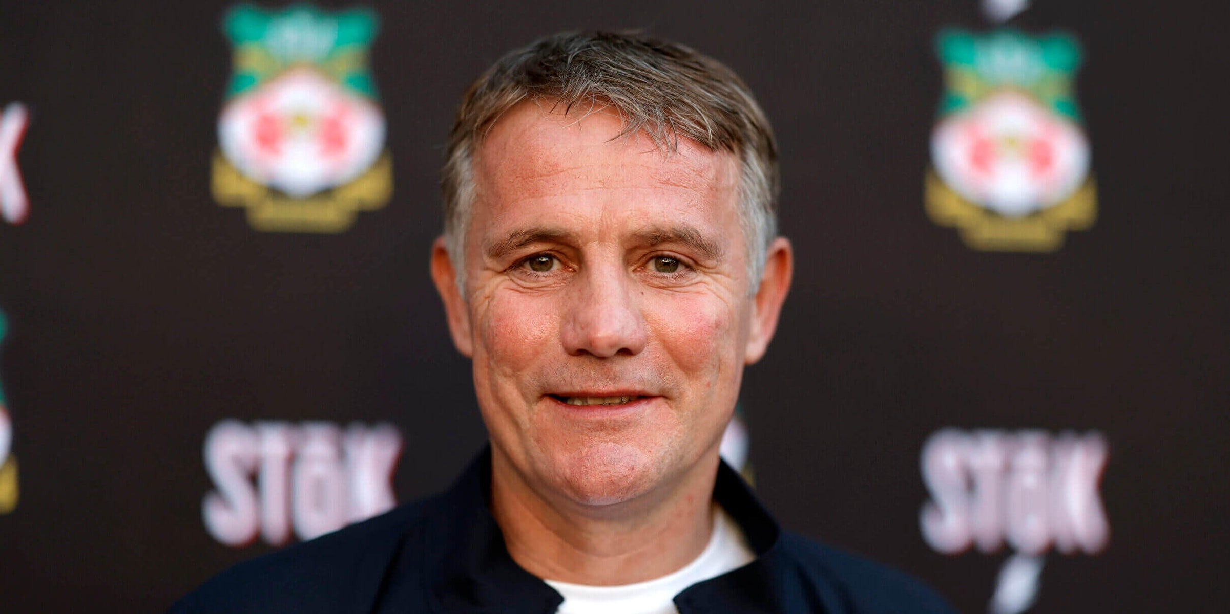 💬🔥VISION FOR GLORY🔥💬 | Wrexham AFC Boss Phil Parkinson Outlines Bold Championship Recruitment Plan — A Strategic Masterstroke to Build Depth, Quality, and Determination as the Red Dragons Aim to Soar Higher and Compete Fiercely Among England’s Elite! 🐉⚽💪